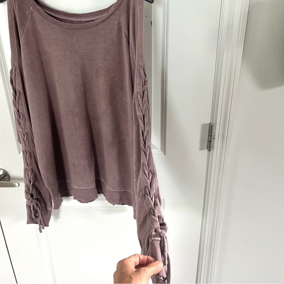 Lucky Brand Lace-Up Sweatshirt - Picture 4 of 15